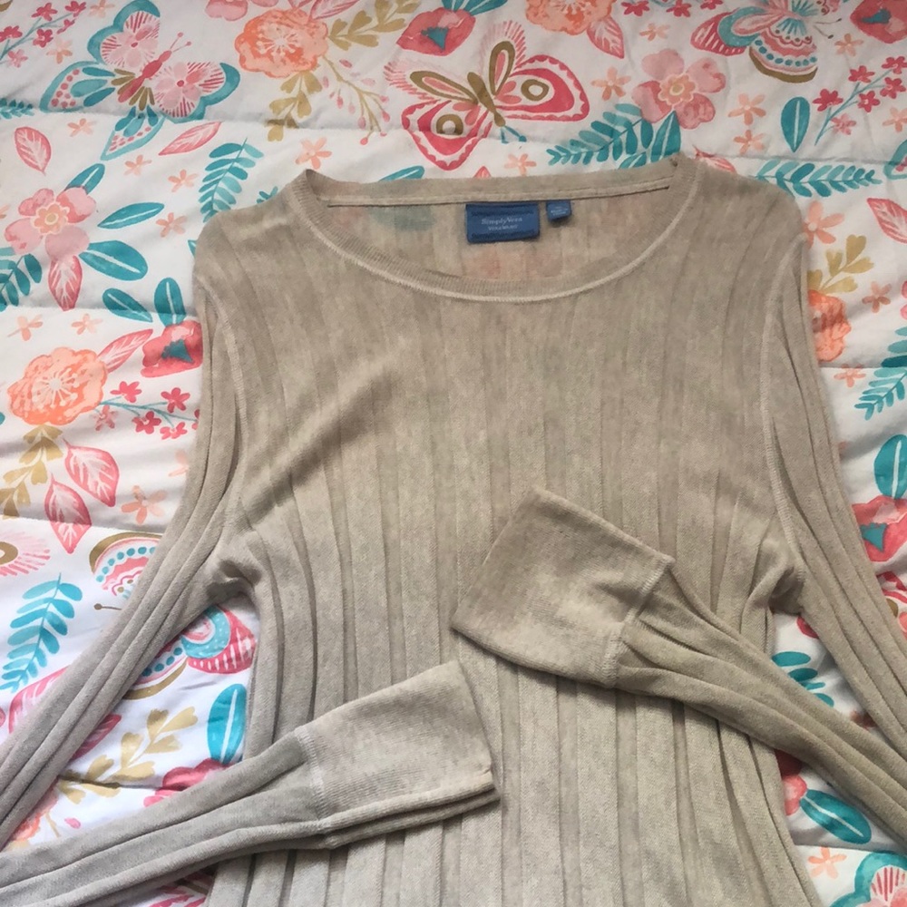 Women’s Vera wang original Sweater light tan
